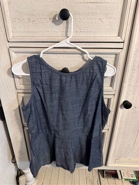 Banana Republic Chambray Peplum Tank Top in Navy Blue